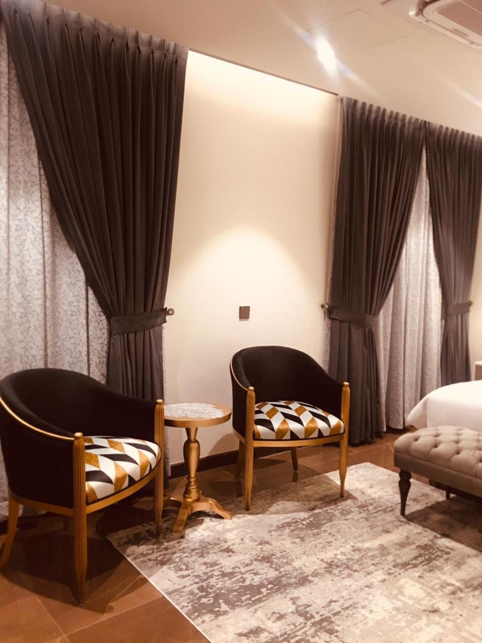 Jacaranda Heights Hotel Iszlámábád Kültér fotó