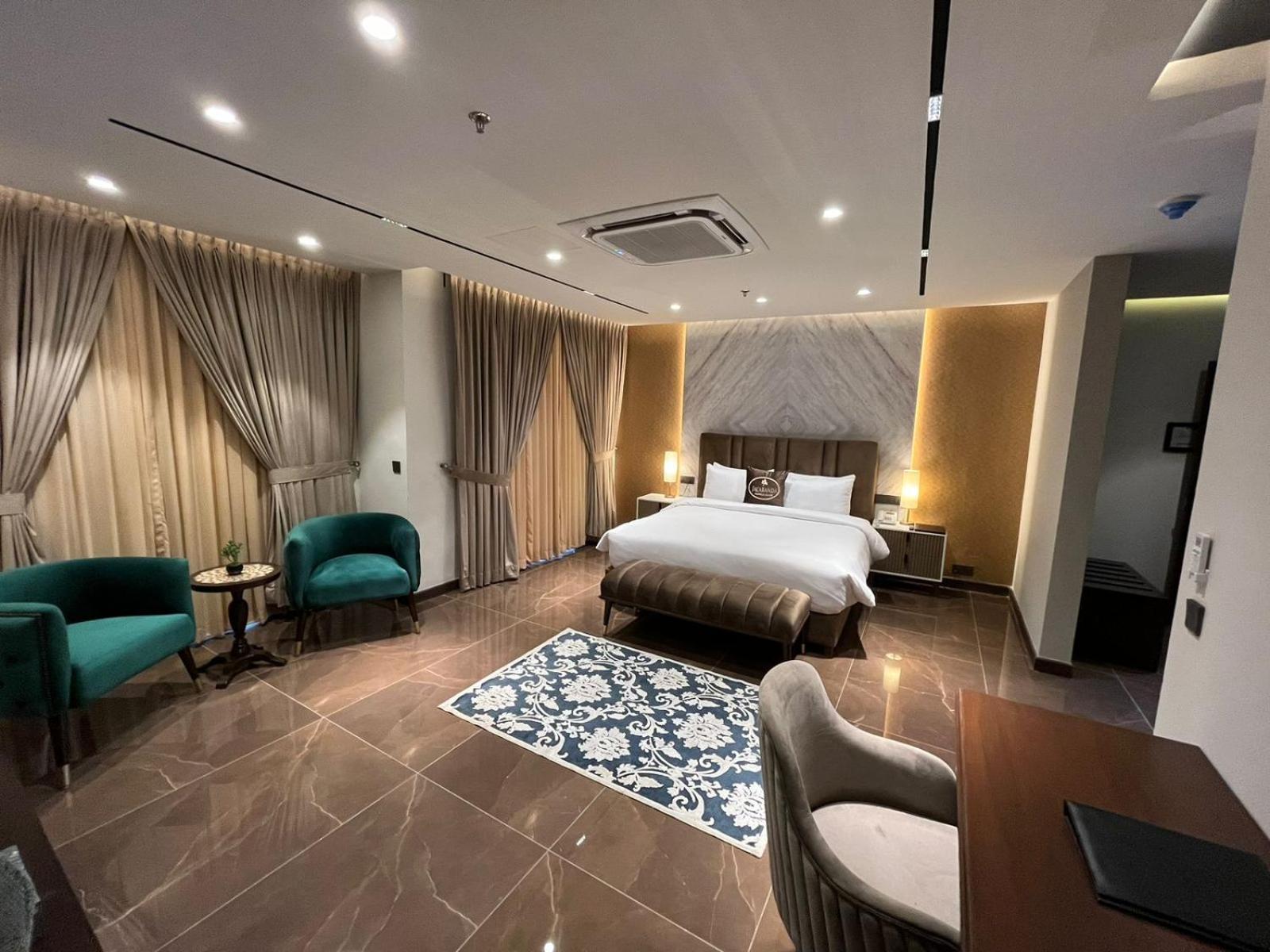 Jacaranda Heights Hotel Iszlámábád Kültér fotó